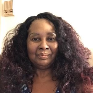 Meet your Posher, Regina